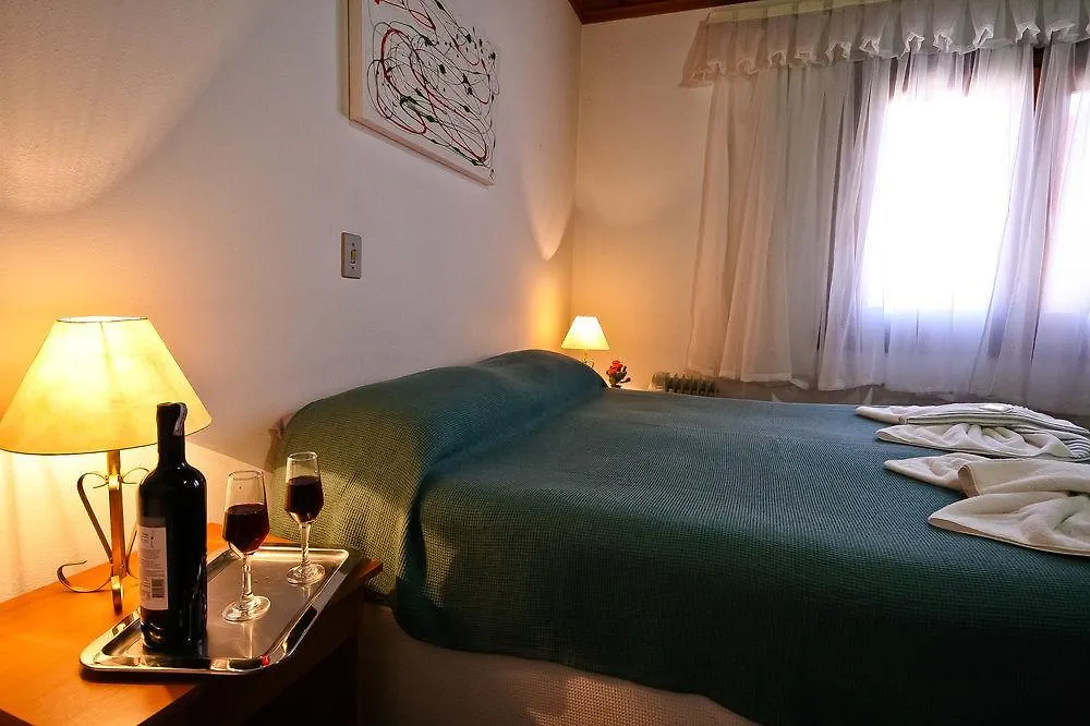 Pousada Recanto Feliz Campos do Jordao Inn