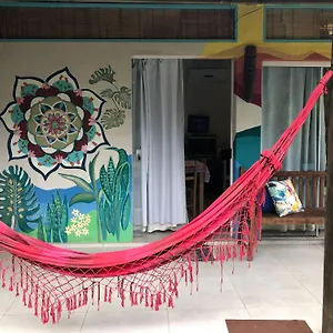 paikea-hostel-praia-do-rosa.santa-catarina-brasil.com/